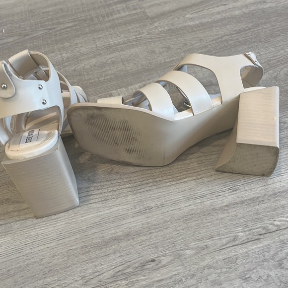 Steve Madden Sandals - Picture 4 of 5